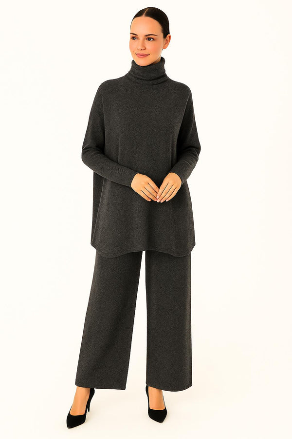 Mercedes | Conjunto de cuello alto y pantalón palazzo