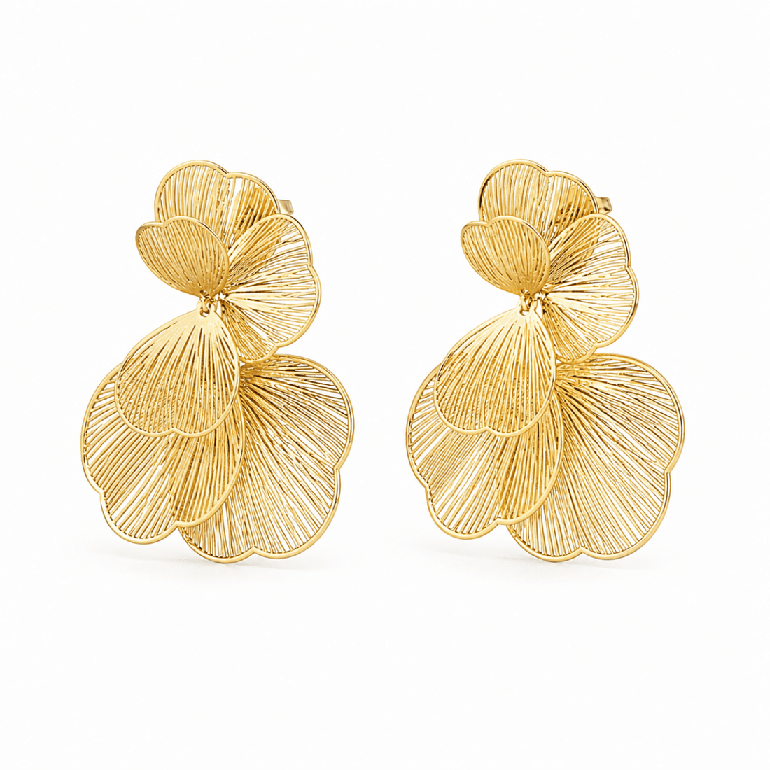 Dalia | Pendientes de pétalos dorados